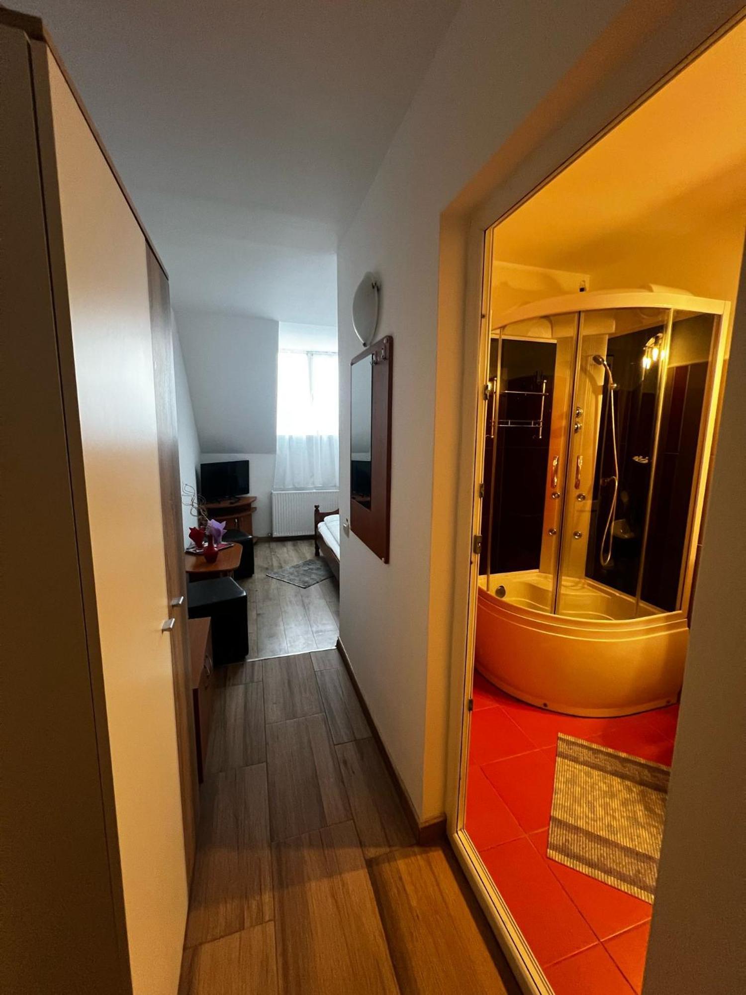 Motel Gela Inoc Exteriér fotografie
